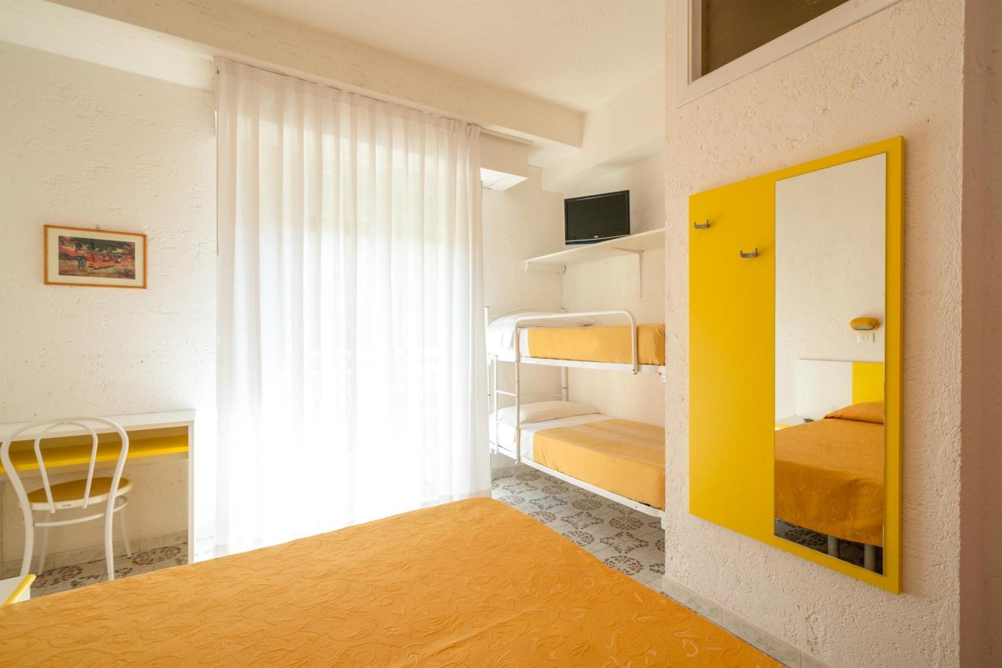 Hotel Marconi Cattolica Ngoại thất bức ảnh