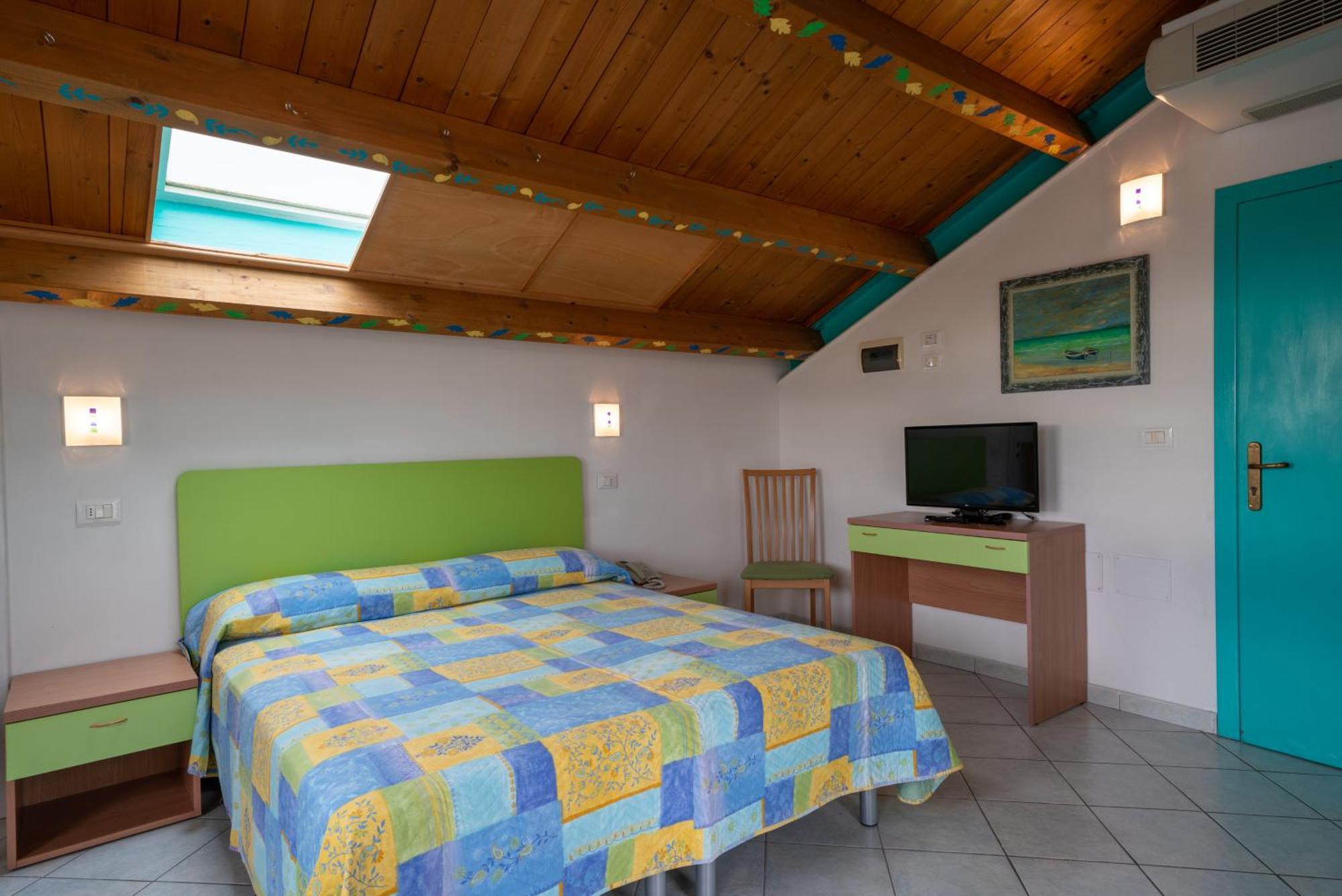 Hotel Marconi Cattolica Ngoại thất bức ảnh
