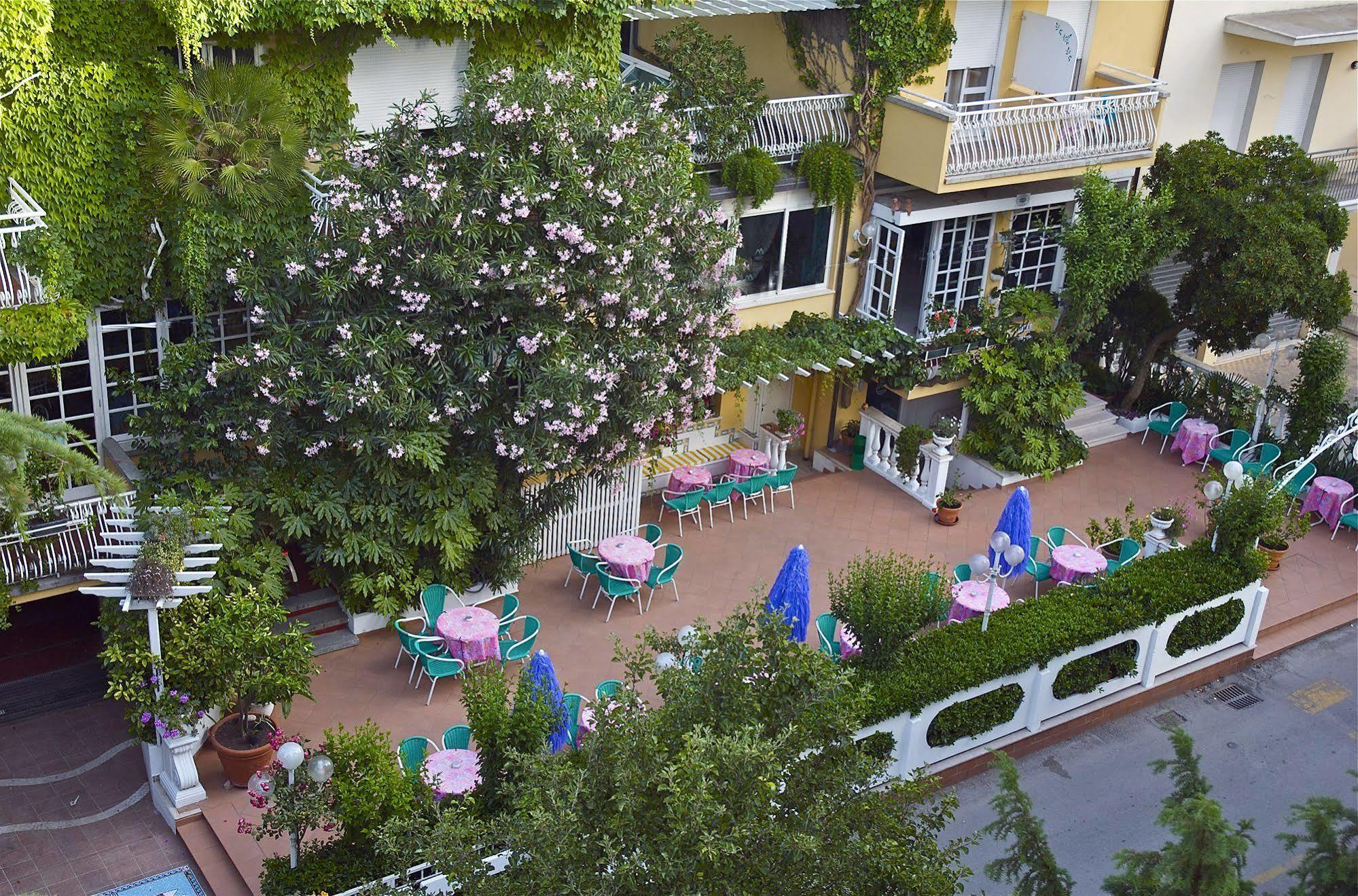 Hotel Marconi Cattolica Ngoại thất bức ảnh