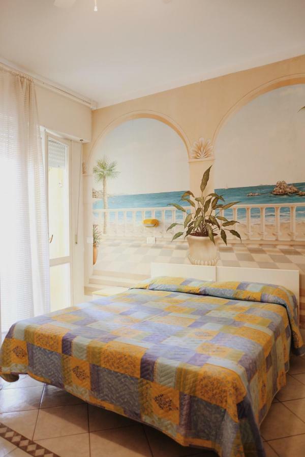 Hotel Marconi Cattolica Ngoại thất bức ảnh